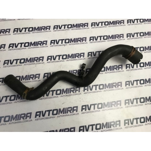  Патрубок системы охлаждения Ford Focus 2 1.6TDCI 2005-2010 3M5H8260KH
